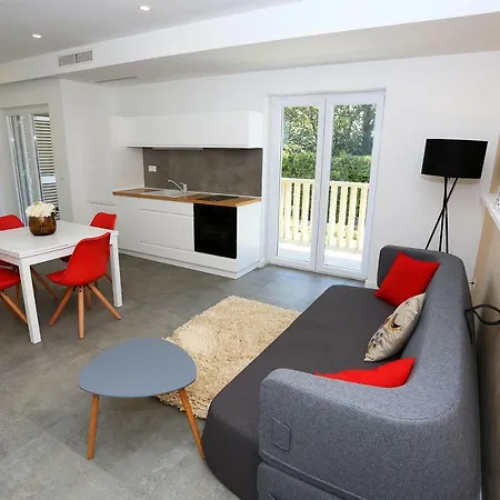 Lotos Apartman Zadar