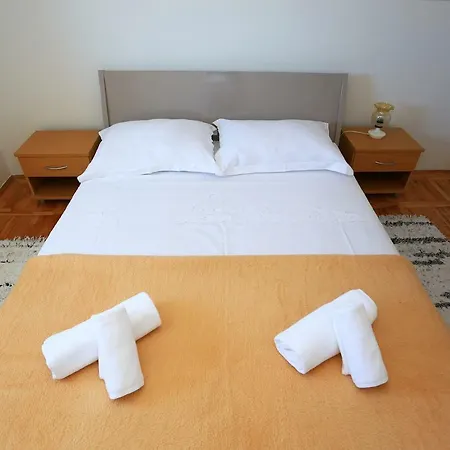 Lotos Appartement Zadar