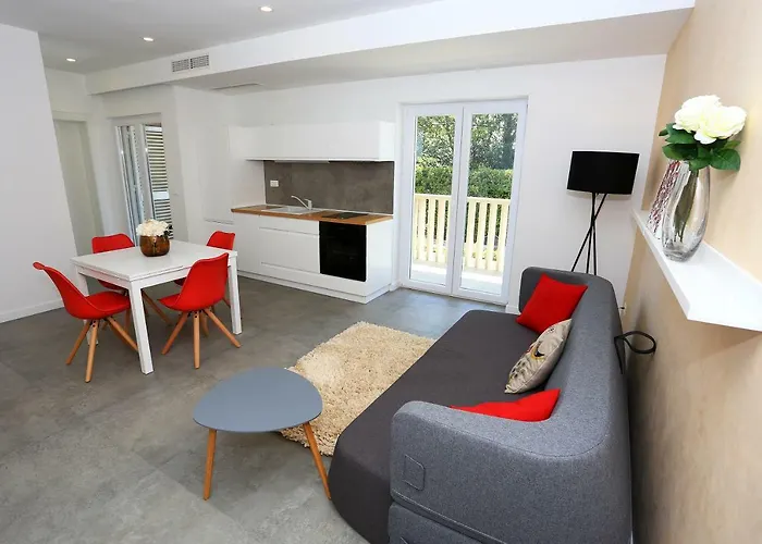 Lotos Apartman Zára