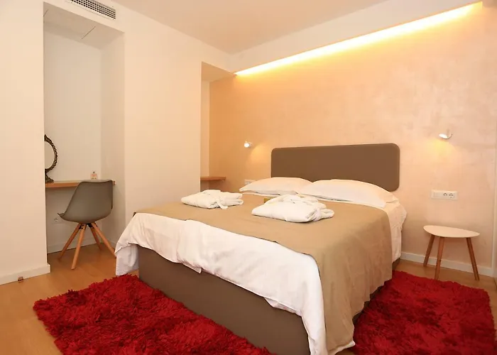 Apartman Lotos *